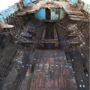 The exposed timbers and features of the hold have been labelled.